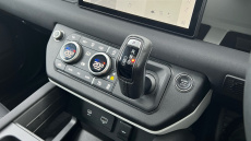 Land Rover Defender 3.0 D250 SE 110 5dr Auto Diesel Estate